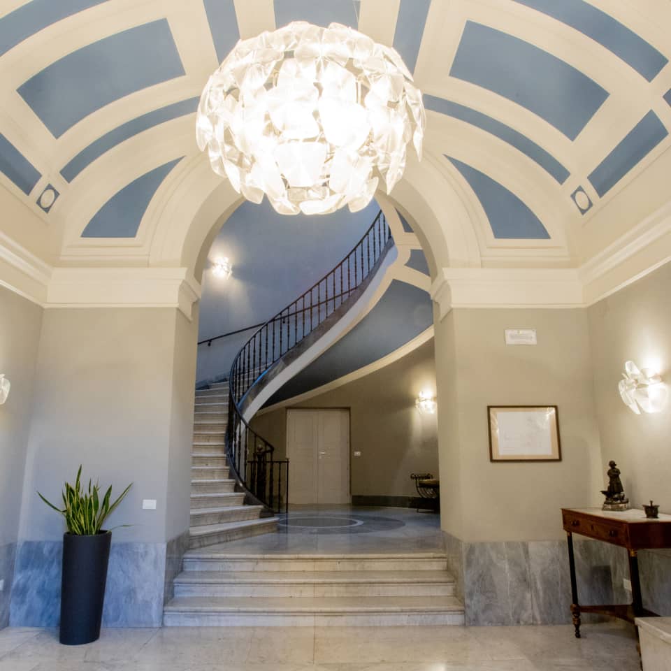 ipe-napoli-collegio-maschile-monterone-ingresso-interno